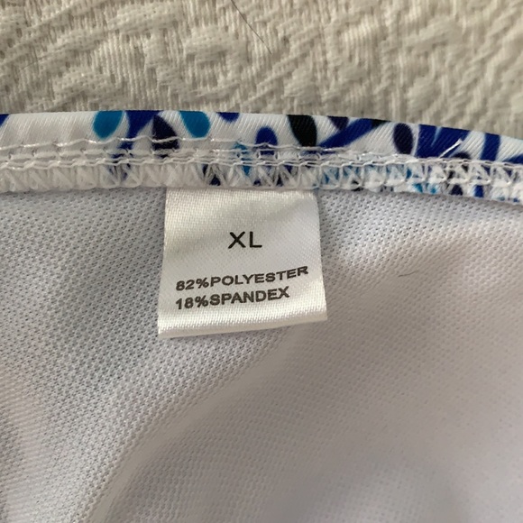 Bikini - Picture 5 of 5